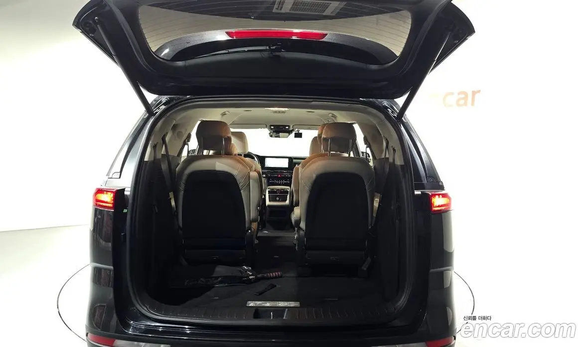 Kia Carnival 2023 3.5 автомат (гидро), фото 24