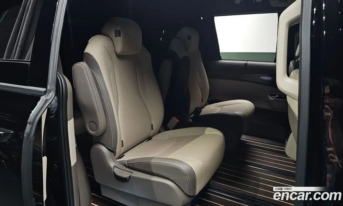 Kia Carnival 2023 3.5 автомат (гидро), фото 15