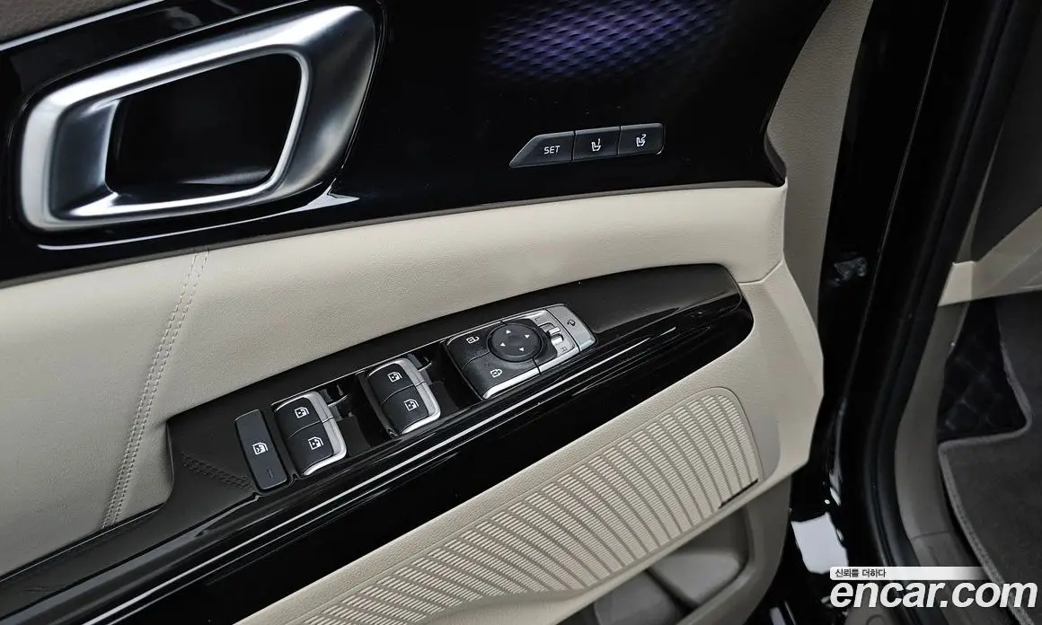 Kia Carnival 2023 3.5 автомат (гидро), фото 21