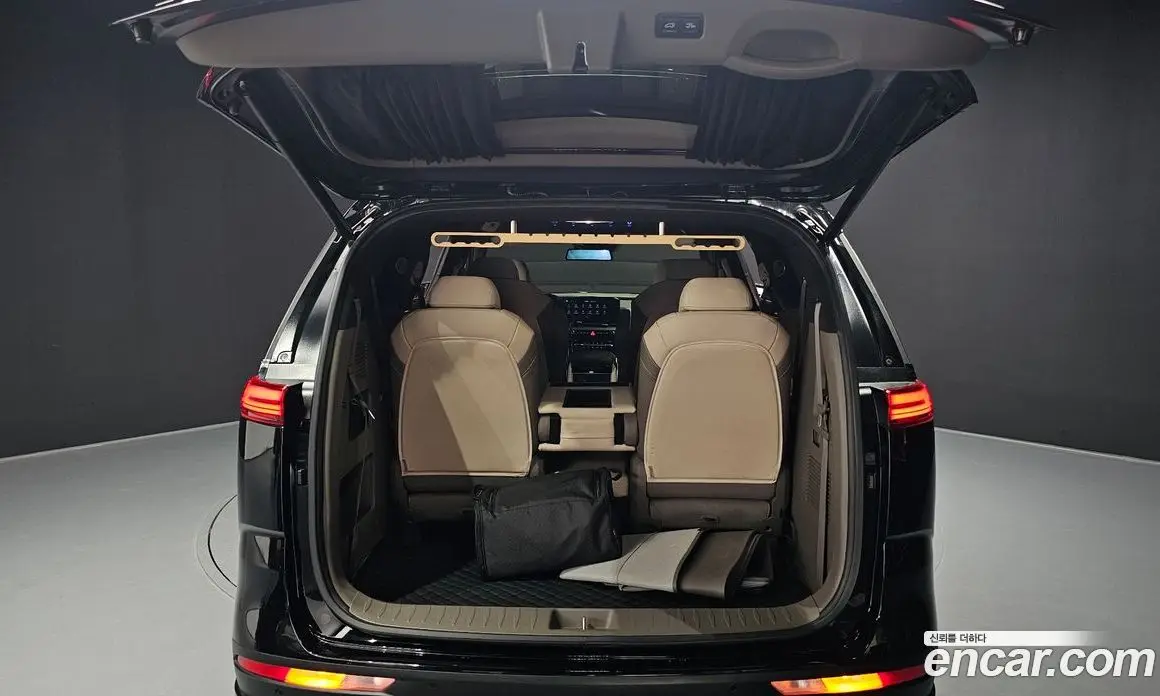 Kia Carnival 2023 3.5 автомат (гидро), фото 25