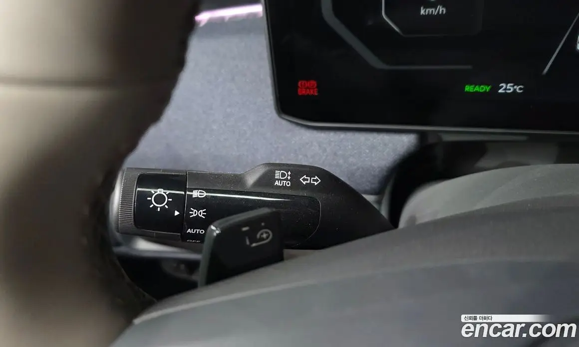 Kia EV3 2024 0.2 автомат (гидро), фото 28