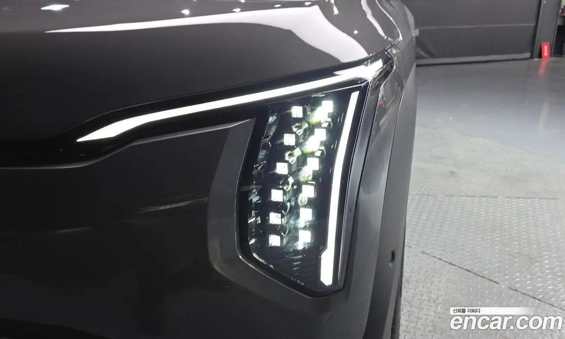 Kia EV3 2024 0.2 автомат (гидро), фото 8