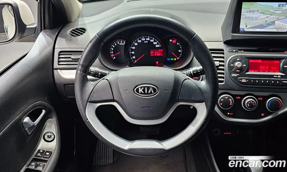 Kia Morning 2012 1.0 автомат (гидро), фото 13