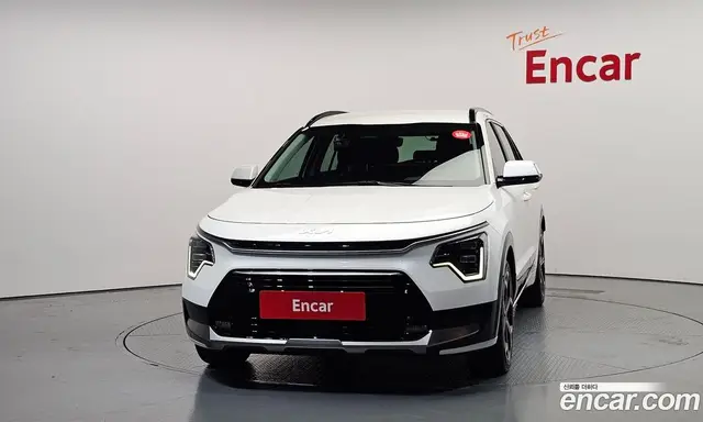 Kia Niro 2022 1.6 автомат (гидро), миниатюра 3