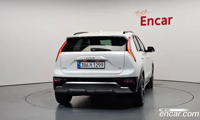 Kia Niro 2022 1.6 автомат (гидро), миниатюра 4