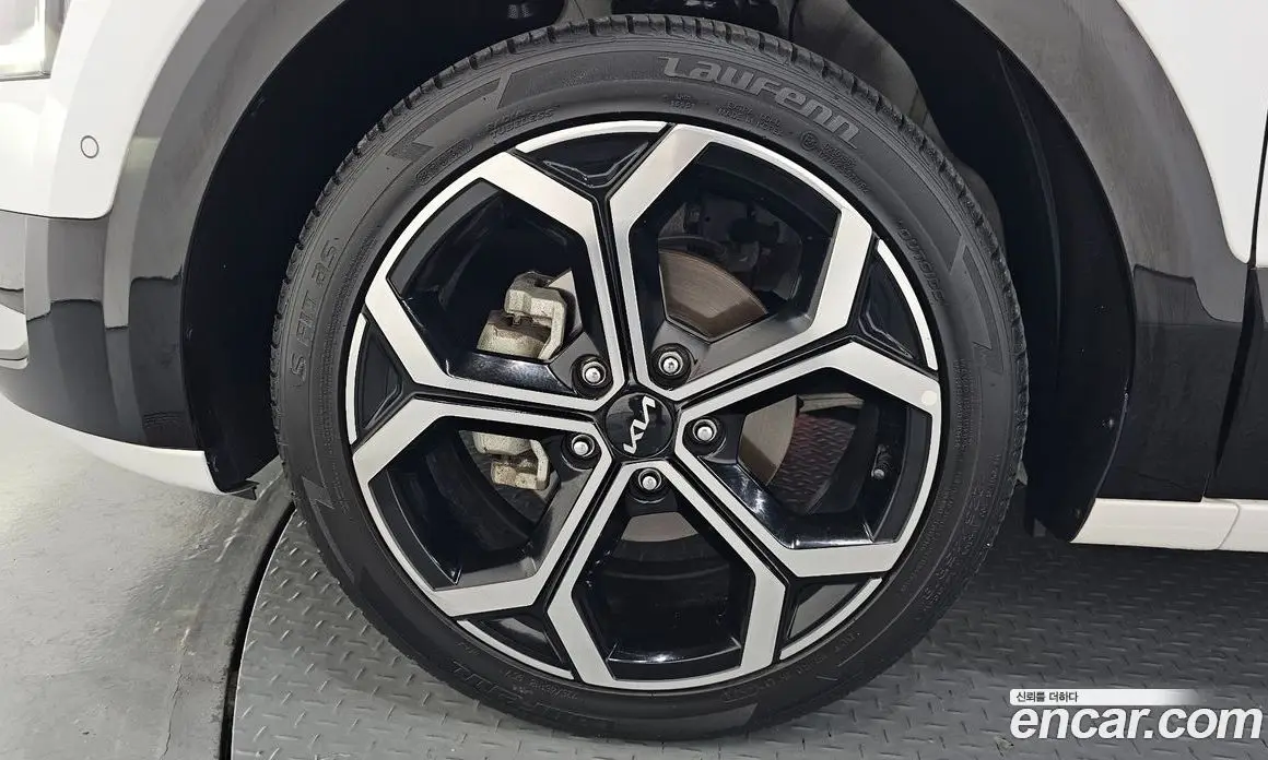 Kia Niro 2022 1.6 автомат (гидро), фото 5