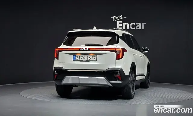 Kia Seltos 2024 1.6 автомат (гидро), миниатюра 4