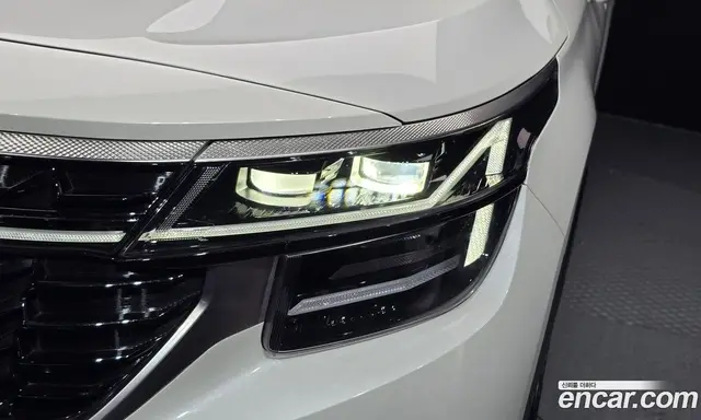 Kia Seltos 2024 1.6 автомат (гидро), миниатюра 8