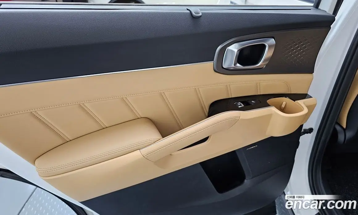 Kia Sorento 2023 1.6 автомат (гидро), фото 15