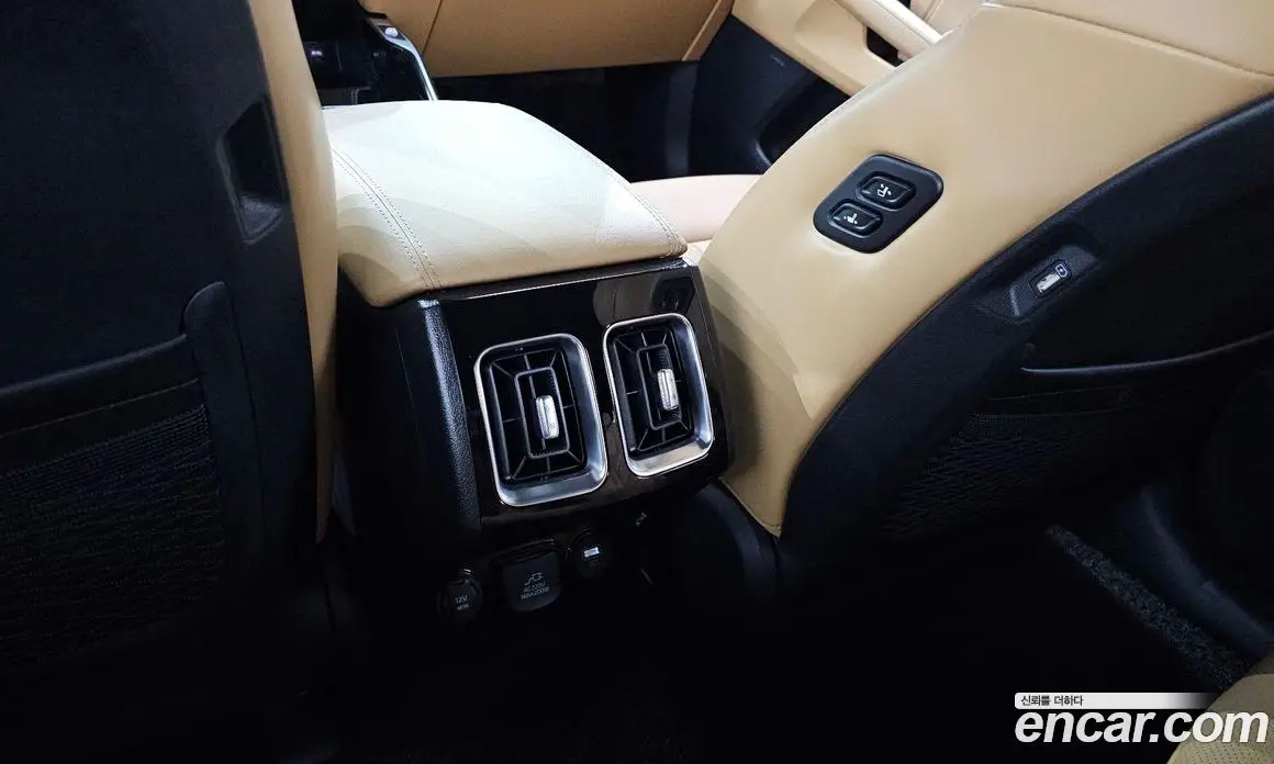 Kia Sorento 2023 1.6 автомат (гидро), фото 28