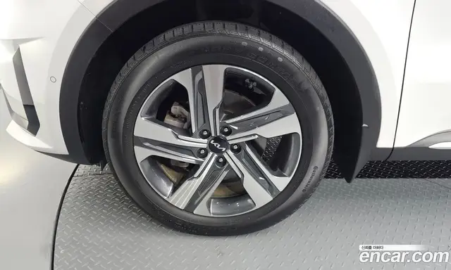 Kia Sorento 2023 1.6 автомат (гидро), миниатюра 5