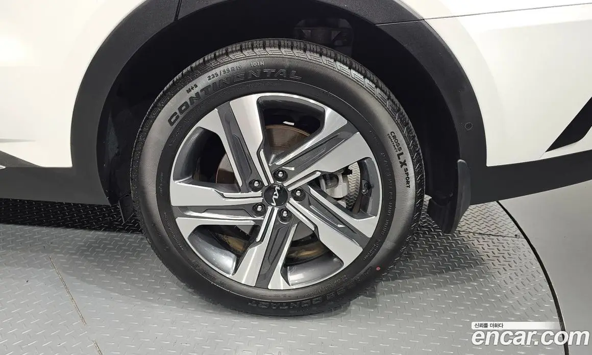 Kia Sorento 2023 1.6 автомат (гидро), фото 7
