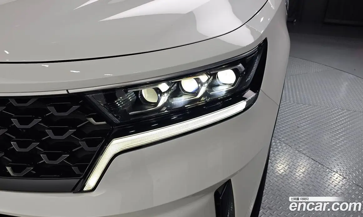 Kia Sorento 2023 1.6 автомат (гидро), фото 8