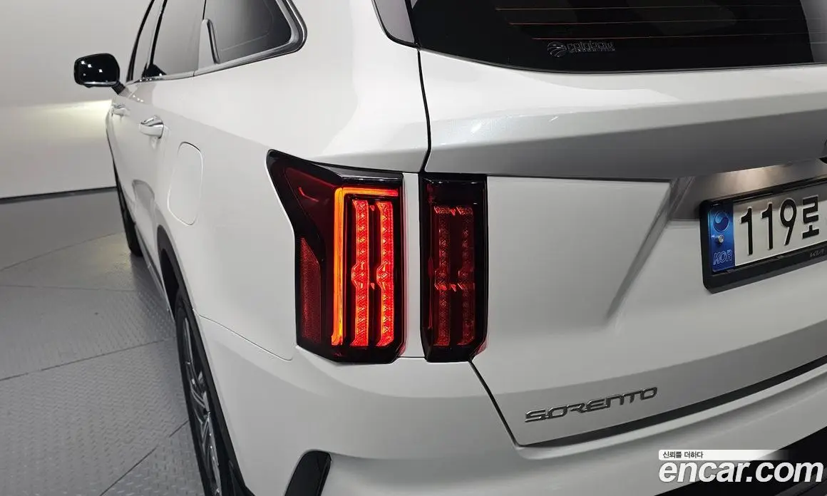 Kia Sorento 2023 1.6 автомат (гидро), фото 9