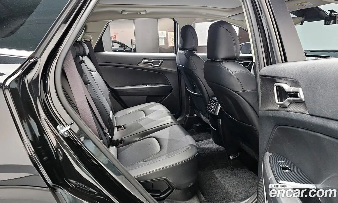Kia Sportage 2022 1.6 автомат (гидро), фото 12