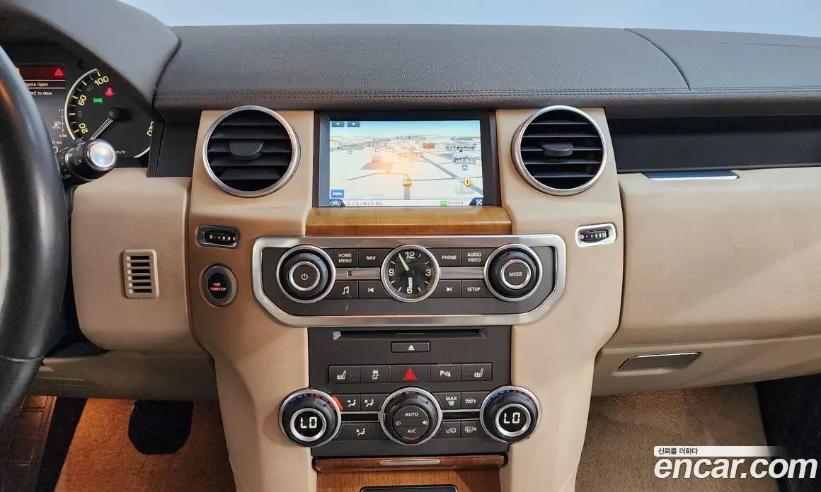 Land Rover Discovery 2016 3.0 автомат (гидро), фото 12