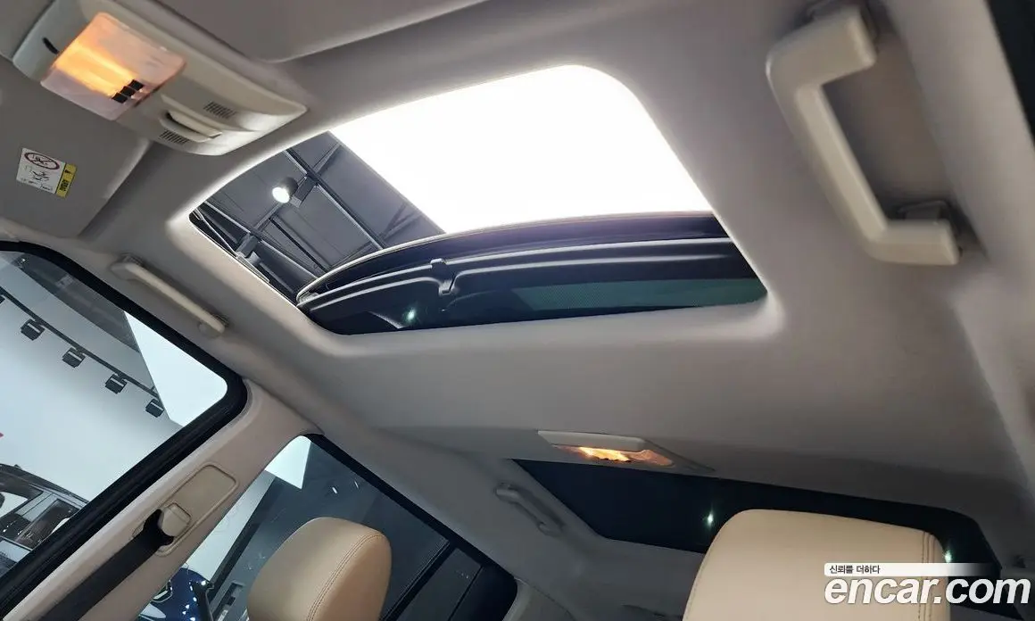 Land Rover Discovery 2016 3.0 автомат (гидро), фото 17