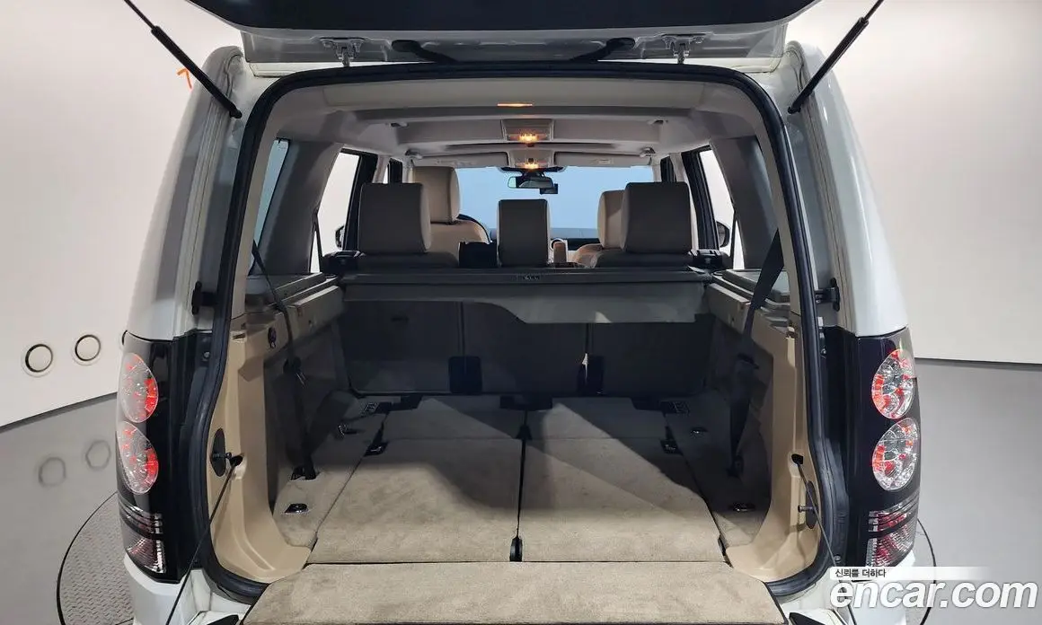Land Rover Discovery 2016 3.0 автомат (гидро), фото 18