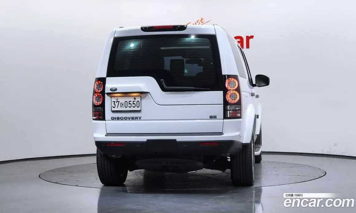 Land Rover Discovery 2016 3.0 автомат (гидро), фото 4