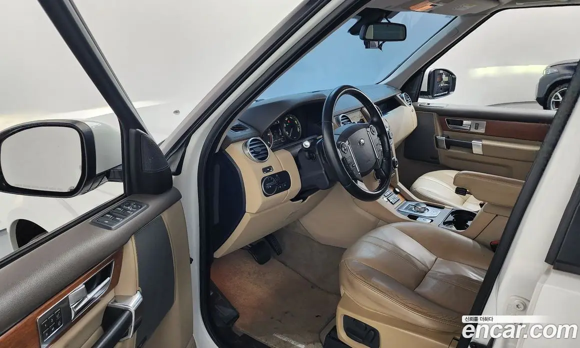 Land Rover Discovery 2016 3.0 автомат (гидро), фото 10