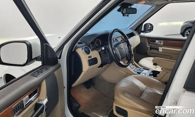 Land Rover Discovery 2016 3.0 автомат (гидро), миниатюра 10
