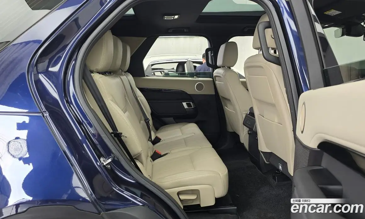 Land Rover Discovery 2018 2.0 автомат (гидро), фото 12