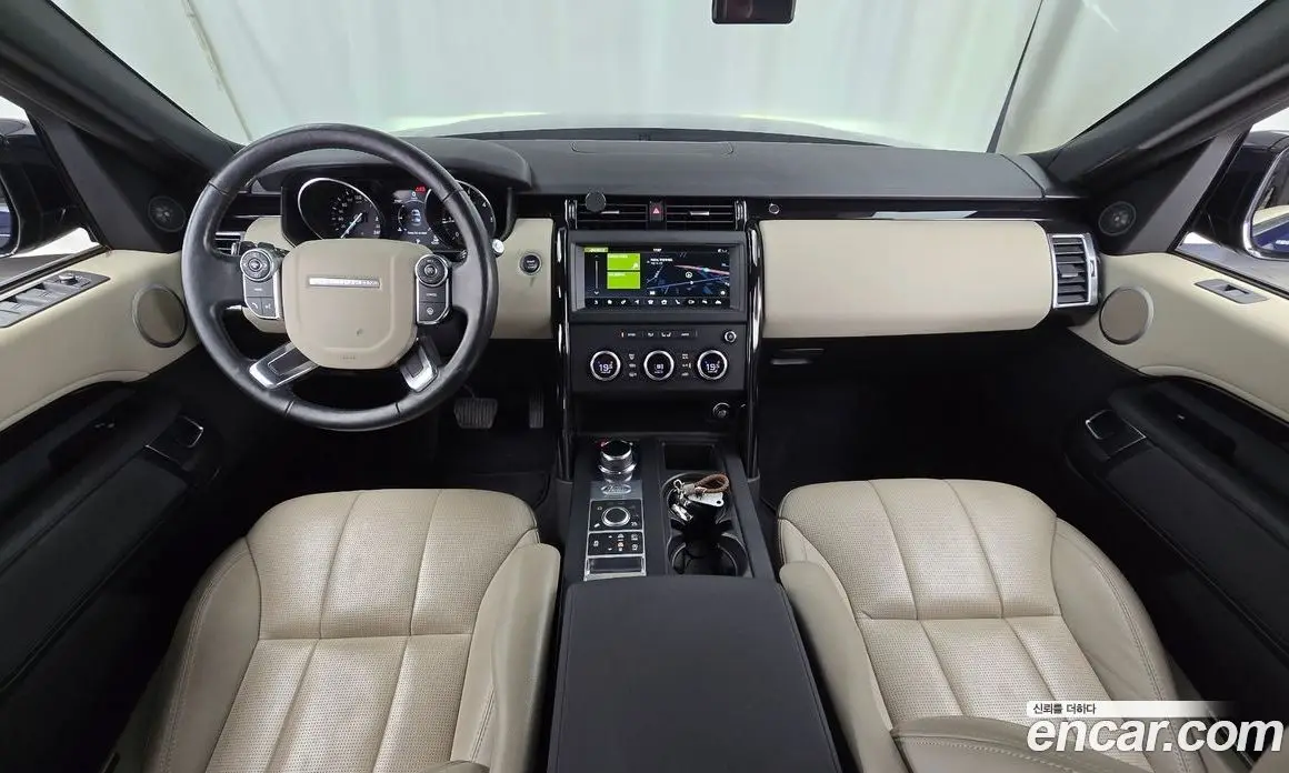 Land Rover Discovery 2018 2.0 автомат (гидро), фото 7