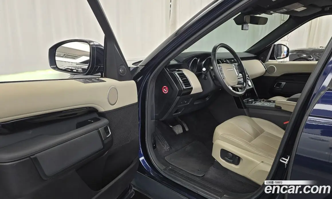 Land Rover Discovery 2018 2.0 автомат (гидро), фото 10