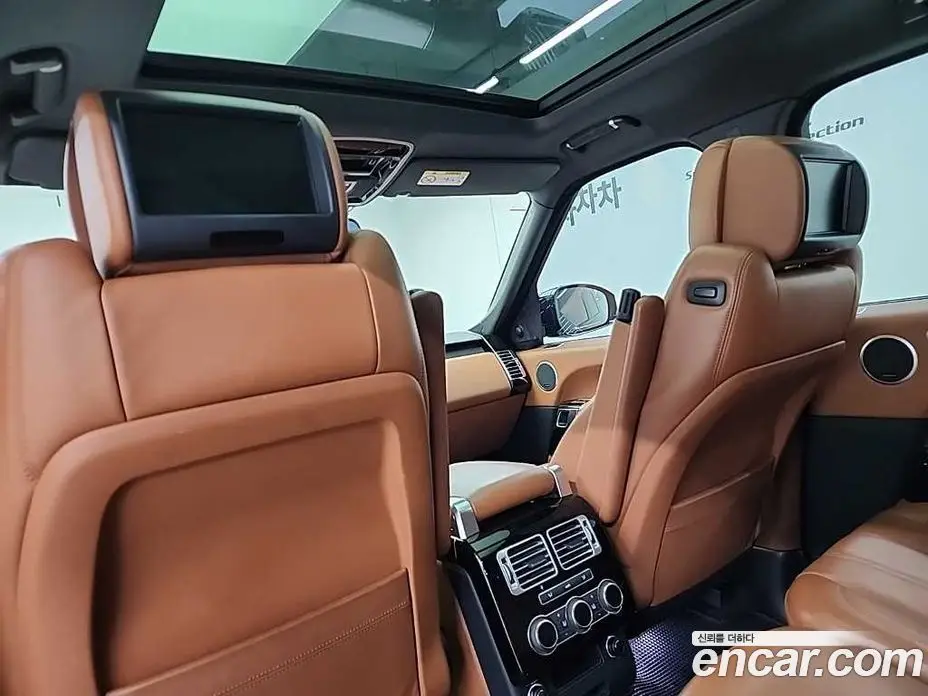 Land Rover Range Rover 2015 4.4 автомат (гидро), фото 14