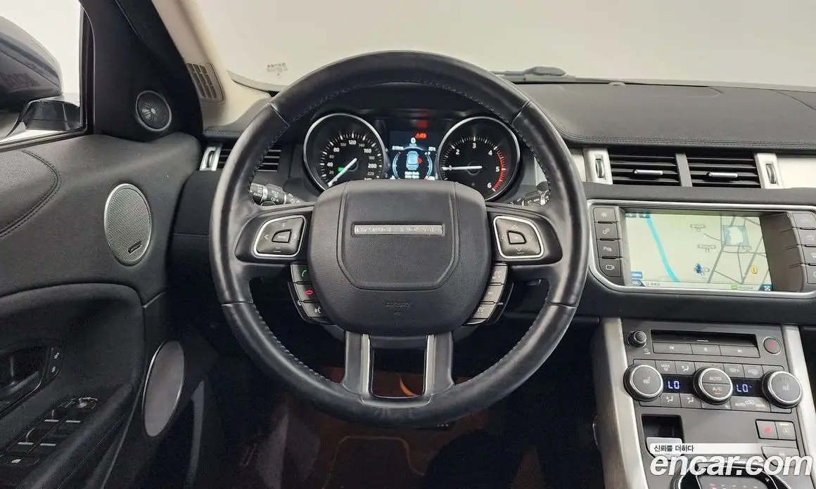 Land Rover Range Rover Evoque 2016 2.0 автомат (гидро), фото 13