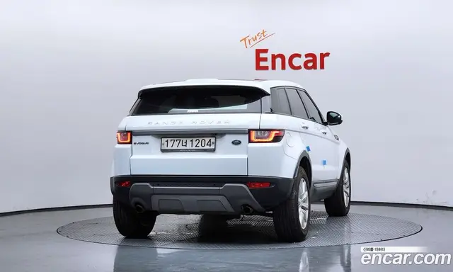 Land Rover Range Rover Evoque 2016 2.0 автомат (гидро), миниатюра 4