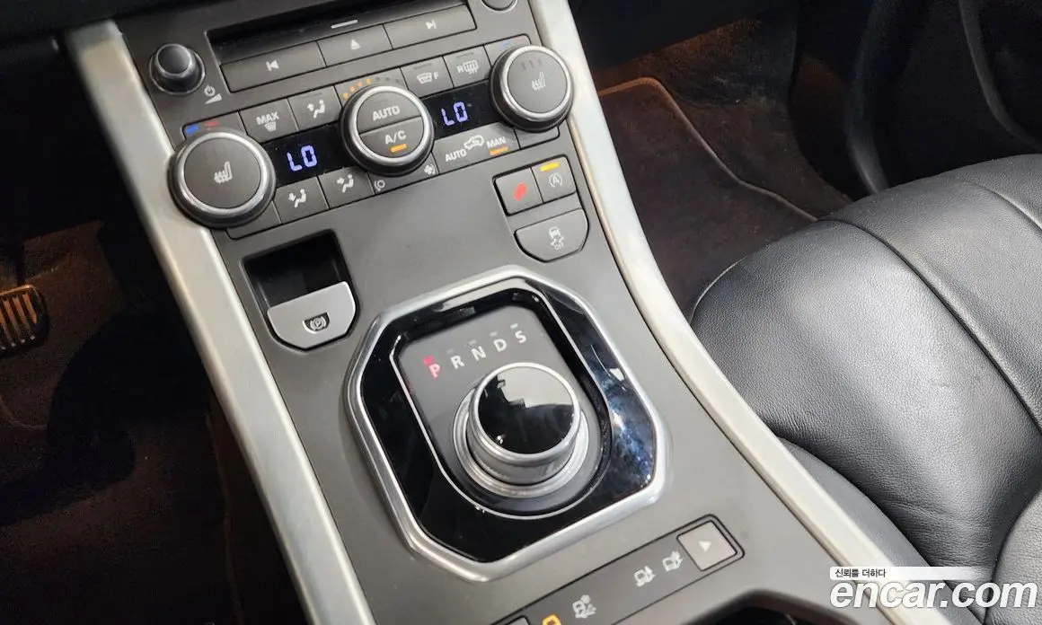 Land Rover Range Rover Evoque 2016 2.0 автомат (гидро), фото 9