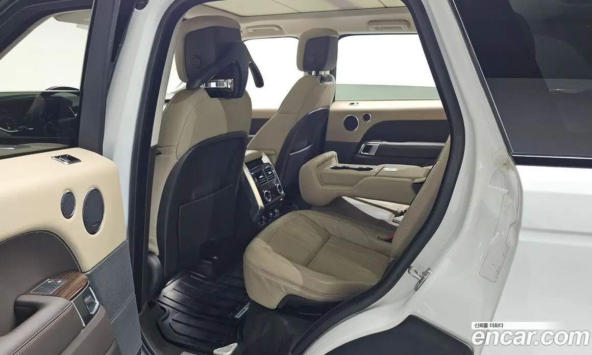 Land Rover Range Rover Sport 2019 3.0 автомат (гидро), фото 17