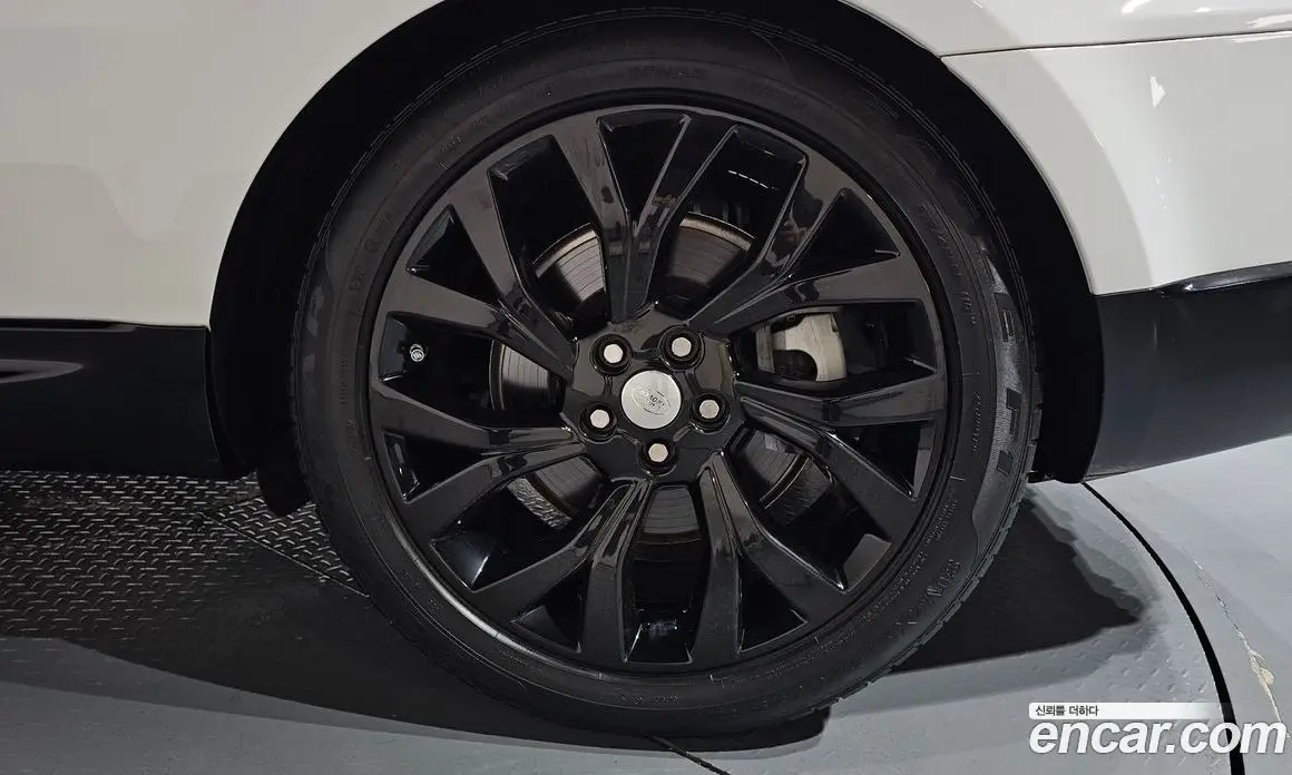 Land Rover Range Rover Sport 2019 3.0 автомат (гидро), фото 6