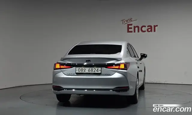 Lexus ES 2019 2.5 автомат (гидро), миниатюра 4 Lexus ES 2019 2.5 автомат (гидро), миниатюра 4