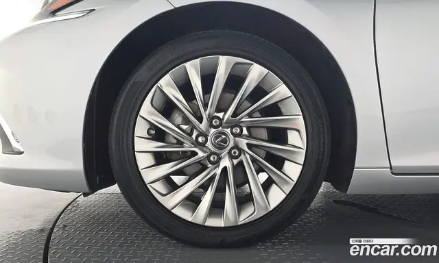 Lexus ES 2019 2.5 автомат (гидро), миниатюра 5 Lexus ES 2019 2.5 автомат (гидро), миниатюра 5
