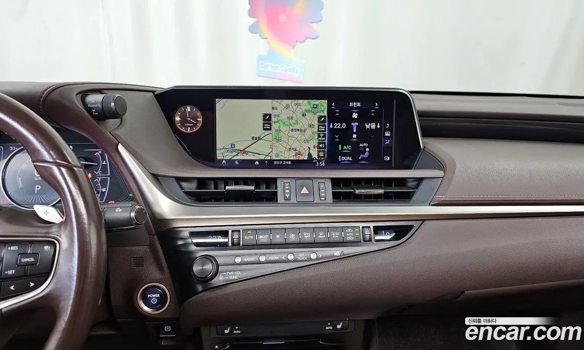 Lexus ES 2019 2.5 автомат (гидро), фото 20 Lexus ES 2019 2.5 автомат (гидро), фото 20