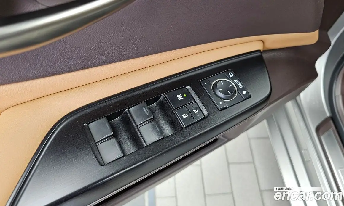 Lexus ES 2019 2.5 автомат (гидро), фото 29 Lexus ES 2019 2.5 автомат (гидро), фото 29