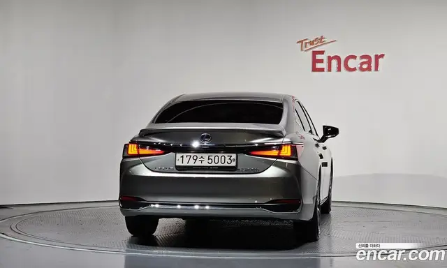 Lexus ES 2019 2.5 автомат (гидро), миниатюра 4 Lexus ES 2019 2.5 автомат (гидро), миниатюра 4