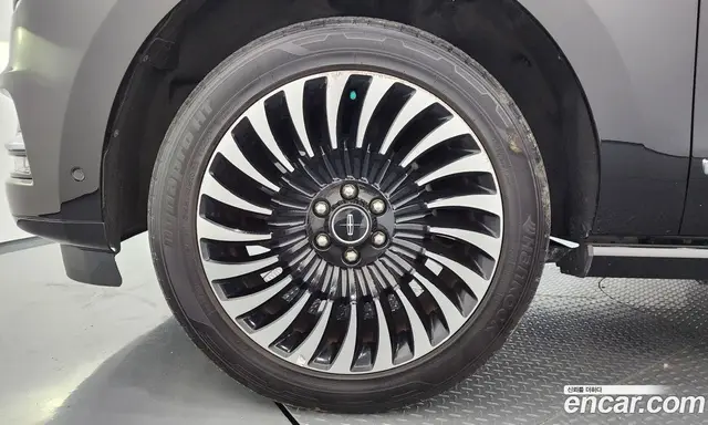 Lincoln Navigator 2020 3.5 автомат (гидро), миниатюра 5 Lincoln Navigator 2020 3.5 автомат (гидро), миниатюра 5