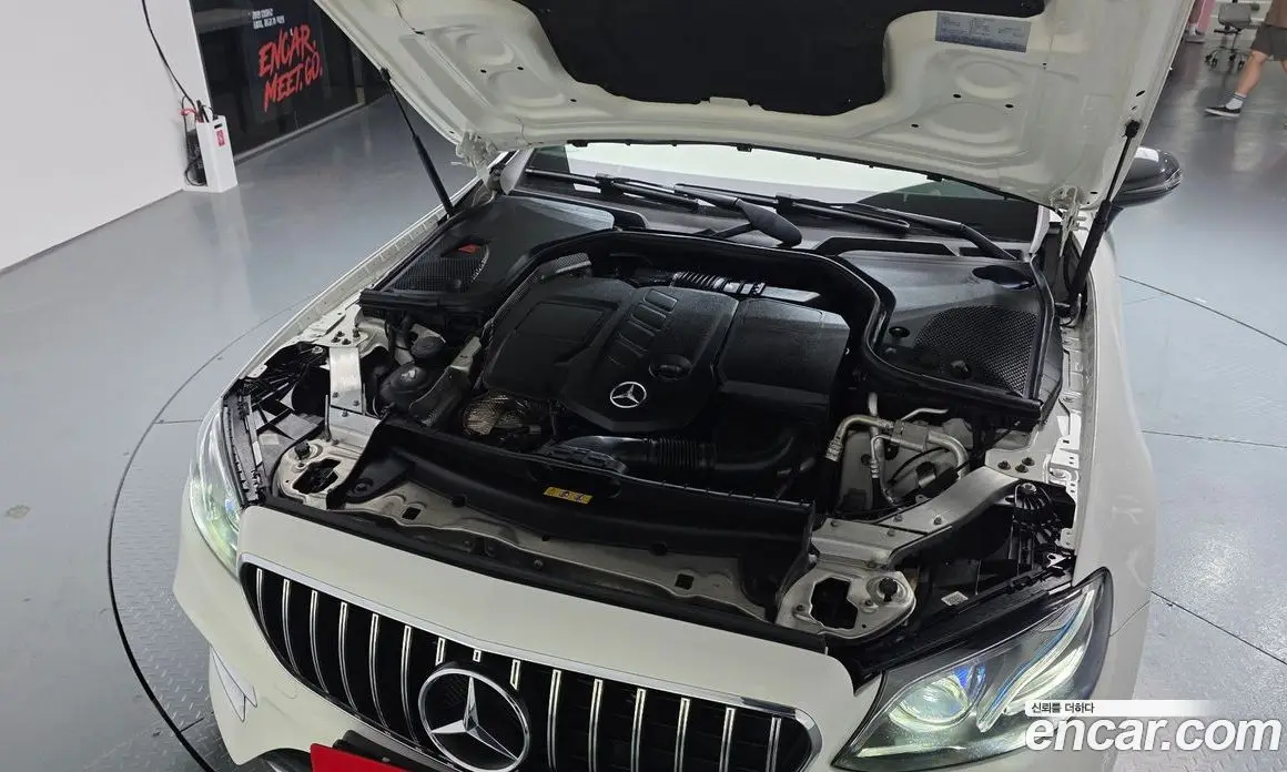 Mercedes-Benz E-Class 2018 1.9 гидро, фото 5 Mercedes-Benz E-Class 2018 1.9 гидро, фото 5