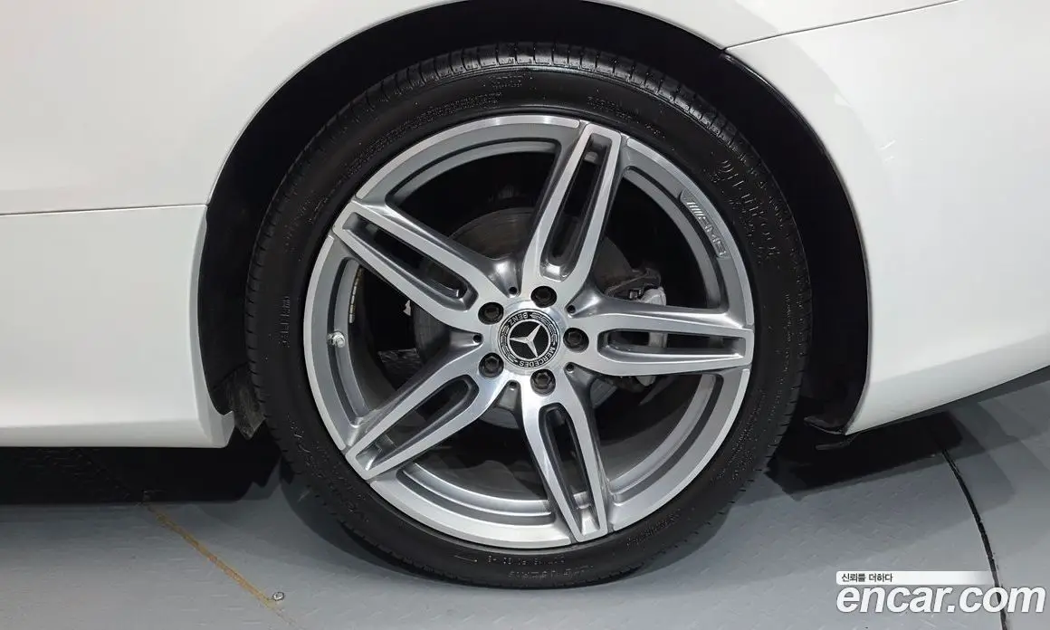 Mercedes-Benz E-Class 2018 1.9 гидро, фото 6 Mercedes-Benz E-Class 2018 1.9 гидро, фото 6