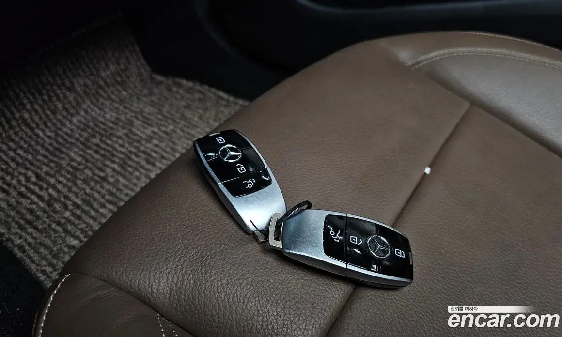 Mercedes-Benz E-Class 2018 2.0 гидро, фото 20 Mercedes-Benz E-Class 2018 2.0 гидро, фото 20