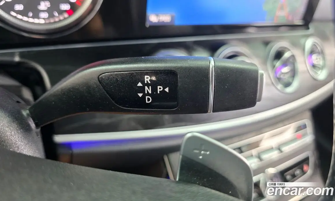 Mercedes-Benz E-Class 2018 1.9 гидро, фото 12 Mercedes-Benz E-Class 2018 1.9 гидро, фото 12