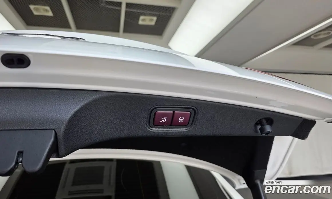 Mercedes-Benz E-Class 2018 1.9 гидро, фото 28 Mercedes-Benz E-Class 2018 1.9 гидро, фото 28