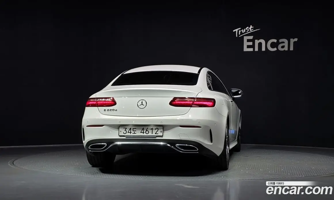 Mercedes-Benz E-Class 2018 1.9 гидро, фото 4 Mercedes-Benz E-Class 2018 1.9 гидро, фото 4