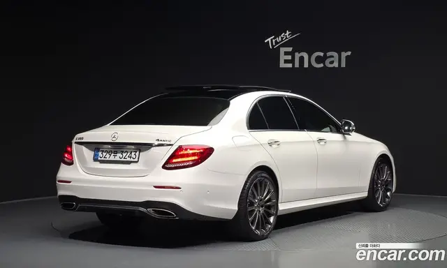 Mercedes-Benz E-Class 2019 2.0 гидро, миниатюра 2 Mercedes-Benz E-Class 2019 2.0 гидро, миниатюра 2