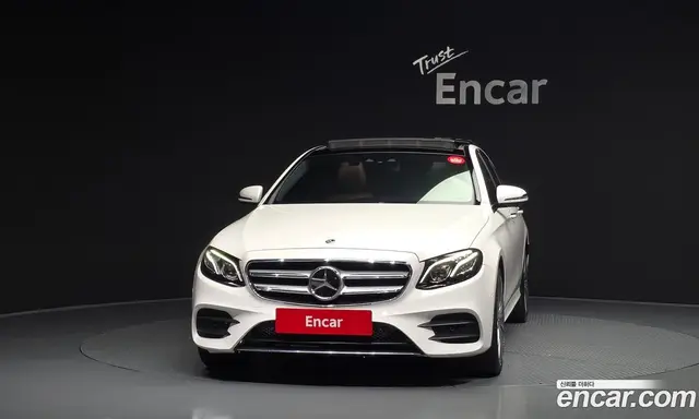 Mercedes-Benz E-Class 2019 2.0 гидро, миниатюра 3 Mercedes-Benz E-Class 2019 2.0 гидро, миниатюра 3