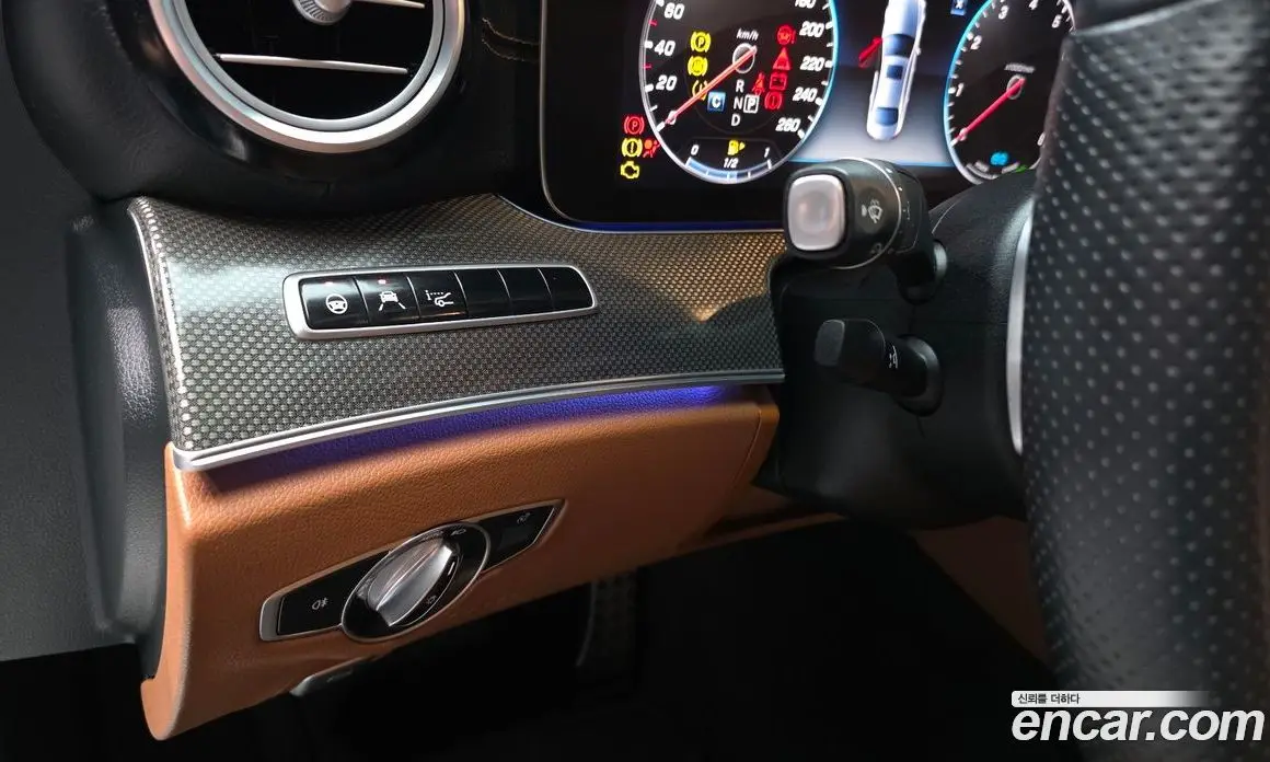 Mercedes-Benz E-Class 2019 2.0 гидро, фото 30 Mercedes-Benz E-Class 2019 2.0 гидро, фото 30