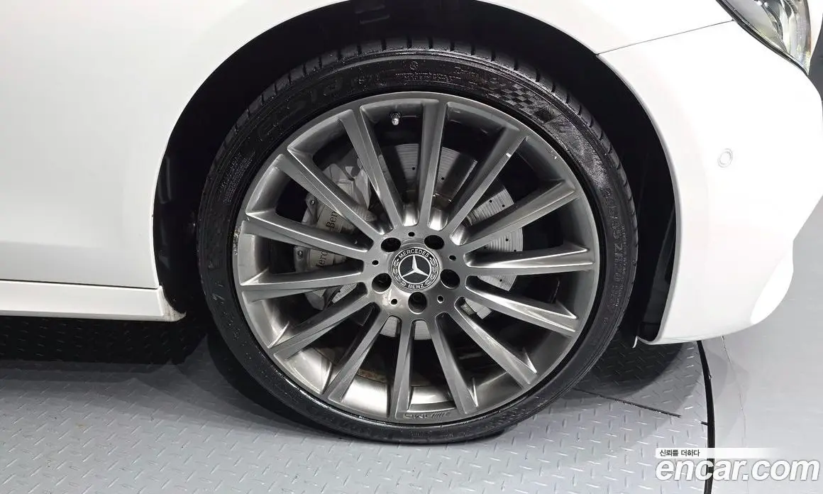 Mercedes-Benz E-Class 2019 2.0 гидро, фото 7 Mercedes-Benz E-Class 2019 2.0 гидро, фото 7